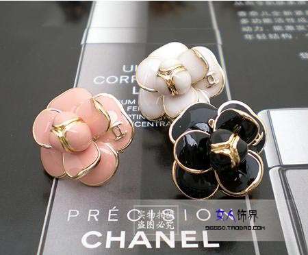SALE!!!25%OFF!!!Chanel Camellia Style Earrings/Studs -- Black, White